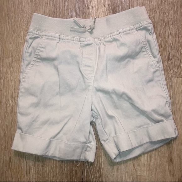 Izod Girls Khaki Shorts | Size 7 - Picture 2 of 7